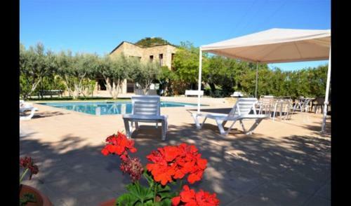 Guardia de Tremp Villa Sleeps 6 With Pool And Air Con