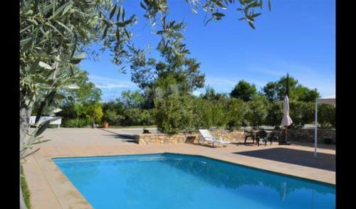Guardia de Tremp Villa Sleeps 6 With Pool And Air Con