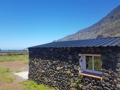 Beautiful Coastal House On A Tranquil Organic Farm