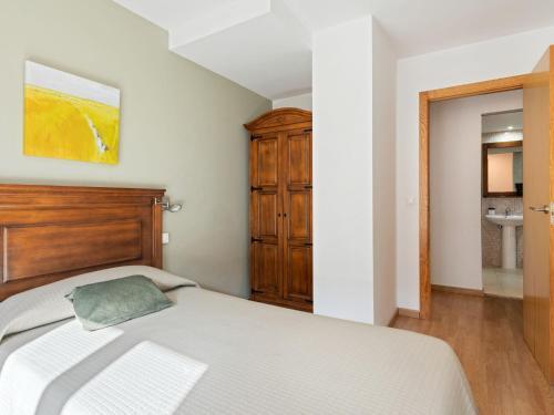 Quaint Apartment In Gudar With Heating