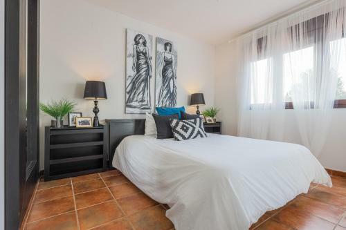 Fant�stica Casa-piscina Comunitaria Y Jard�n 8px