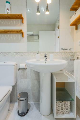 Fant�stica Casa-piscina Comunitaria Y Jard�n 8px