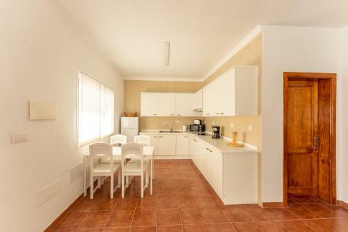 Wide Views Apartments & Villas Lanzarote