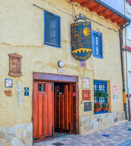 Albergue de Peregrinos-san Miguel