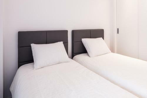 5 Star 3 Bedroom Apartment White Angel