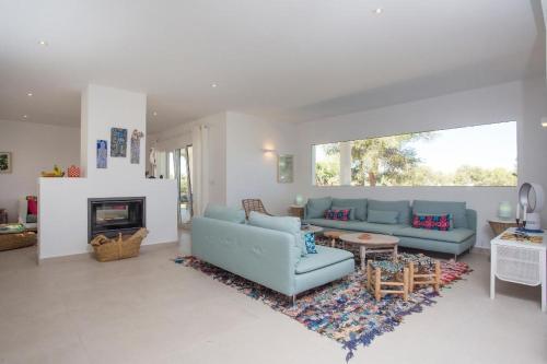 Xabia Villa Sleeps 8 Pool Wifi