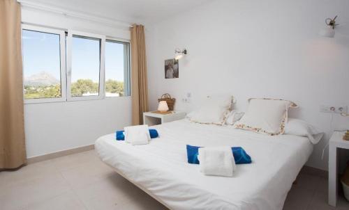 Xabia Villa Sleeps 8 Pool Wifi