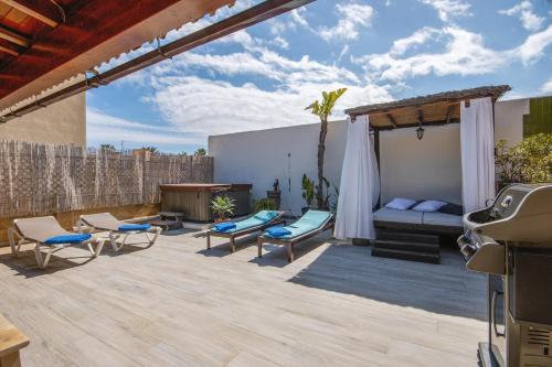 Xabia Apartment Sleeps 8 With Air Con And Wifi