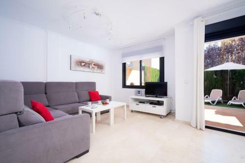 Xabia Apartment Sleeps 6 Pool Air Con Wifi