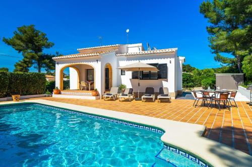 Xabia Villa Sleeps 4 Pool Air Con Wifi