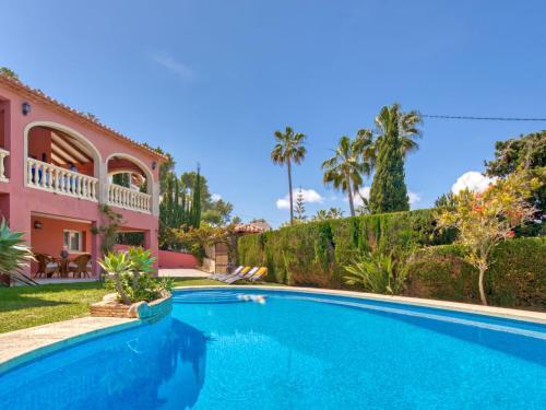 Holiday Home Mirlos