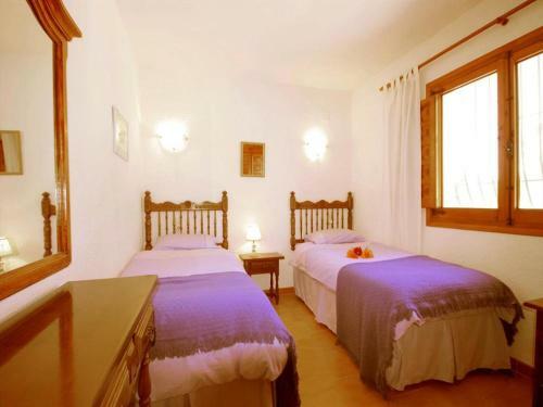 Javea Villa Sleeps 4 With Pool And Wifi