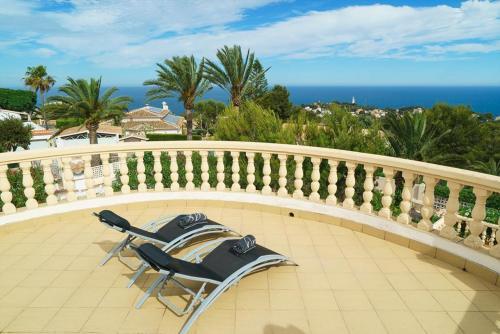 Javea Villa Sleeps 6 With Pool Air Con And Free Wifi