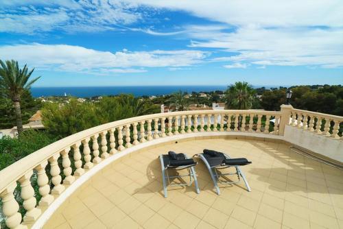 Javea Villa Sleeps 6 With Pool Air Con And Free Wifi