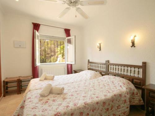 Villa In Javea Sleeps 4 With Pool And Wifi