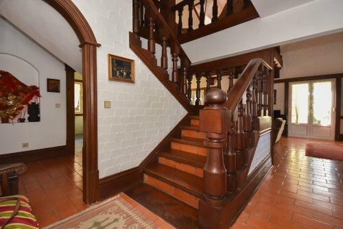 Charming House With Garden And Pool