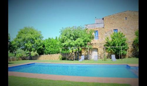 Villa In La Bisbal Sleeps 4 With Pool