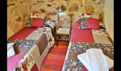 Villa In La Bisbal Sleeps 4 Includes Swimming Pool