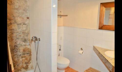 Villa In La Bisbal Sleeps 4 Includes Swimming Pool