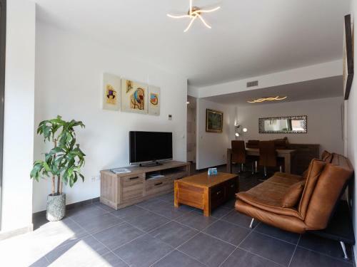 Apartamento Piscina Y En La Playa Margallo