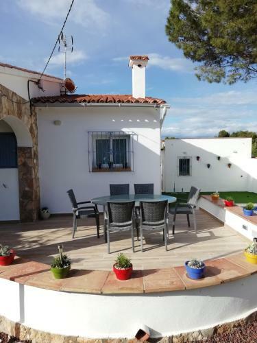 Delightful Villa Close To The Beach