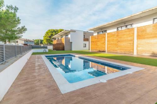 Villa Holiday Home Elvira