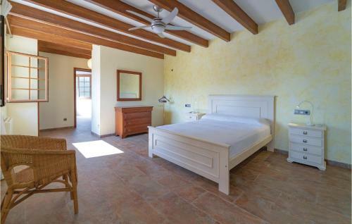Four-bedroom Holiday Home In Ses Rotgetes de Canet