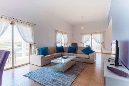 Las Salinas Golf View Villa Relax With Private Pool, Bbq & Wifi