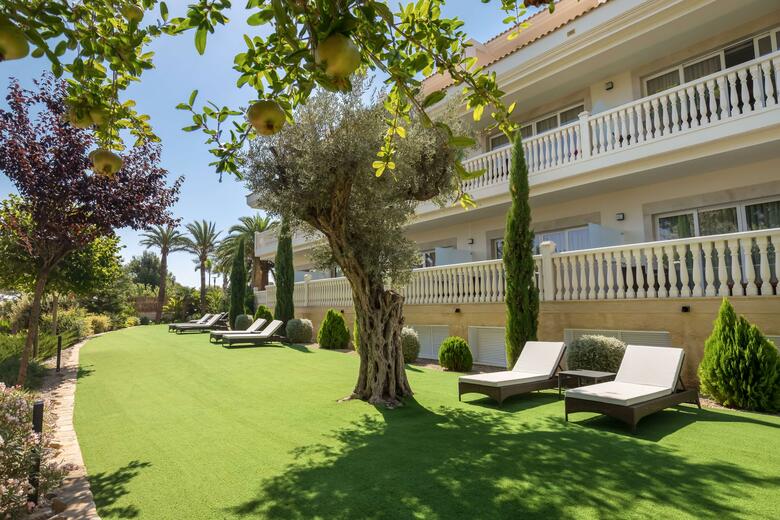 Hotel Barcel� La Nuc�a Hills