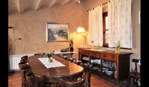 La Llacuna Villa Sleeps 6 With Pool
