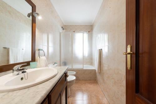 Nice 3-bedroom Flat Near Las Canteras Beach