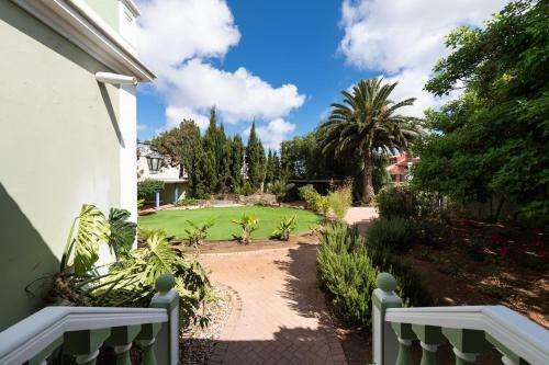 Amplia Villa de Lujo Con Piscina Climatizada