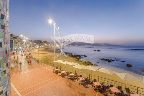 First Line New Apartment In Las Canteras