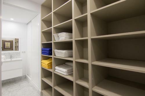 Stylish And Modern Apartment Overlooking Las Canteras