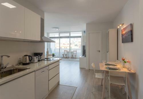 Apartamento Bello Horizonte Con Piscina