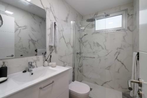 Apartamento Flatguest Verdan + Beach + Balcony + Renovated