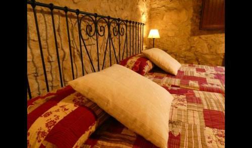 Les Planes D'hostoles Villa Sleeps 19 With Pool