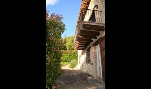 Les Planes D'hostoles Villa Sleeps 19 With Pool