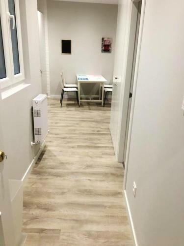 Apartment With One Bedroom In Leon With Wifi