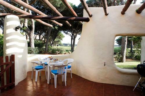 Cozy Golf Villa In Cascais