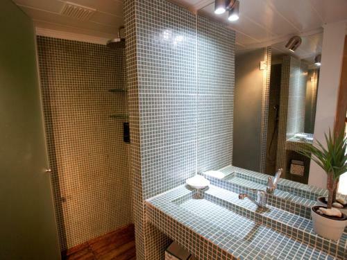 Albergue Guincho Wayra House