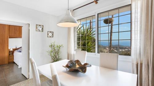 Sant Eloi Villa Sleeps 10 With Pool