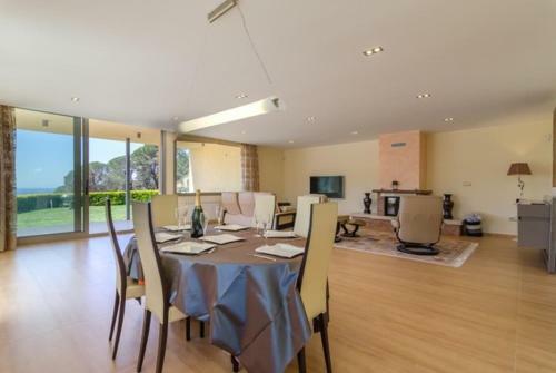 Sant Eloi Villa Sleeps 10 With Pool And Free Wifi