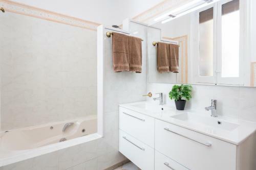 Apartamento Vip Letras, By Monaro