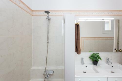 Apartamento Vip Letras, By Monaro
