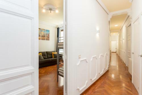 Apartamento Vip Letras, By Monaro