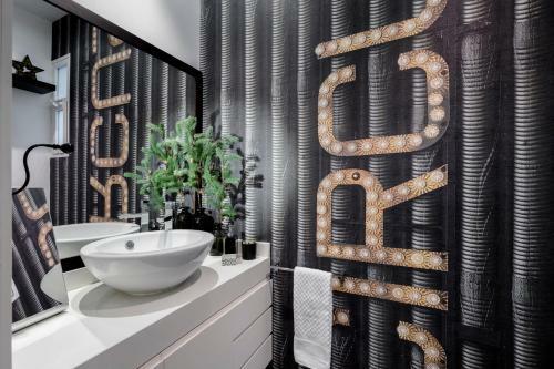 Nu�ez de Balboa Apartment By Flatsweethome