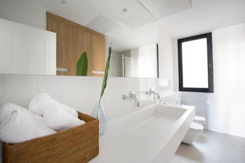 Apartment Plaza Santa Ana 10