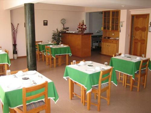 Hostal Residencial Pina