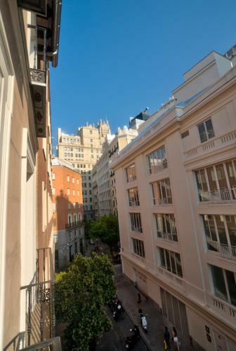 Apartamento Al Lado de Gran Via - Pink